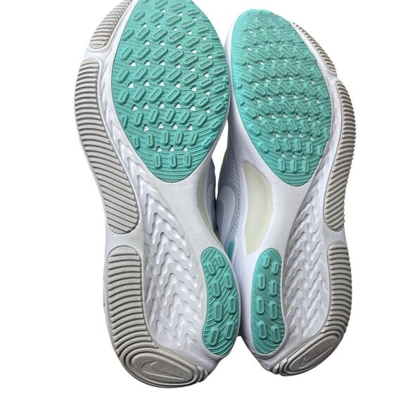 Nike Womens React Miler CW1778-004 Gray White Running Shoes Size 10 Sneakers - Picture 6 of 10